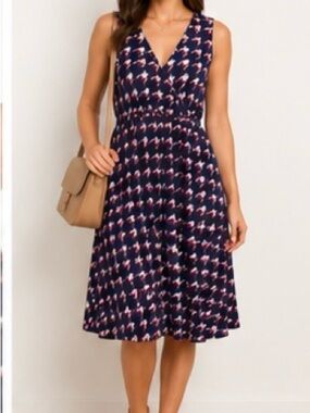 Tommy Hilfiger Navy Sleeveless V‑Neck Midi Dress with Pink & White Print